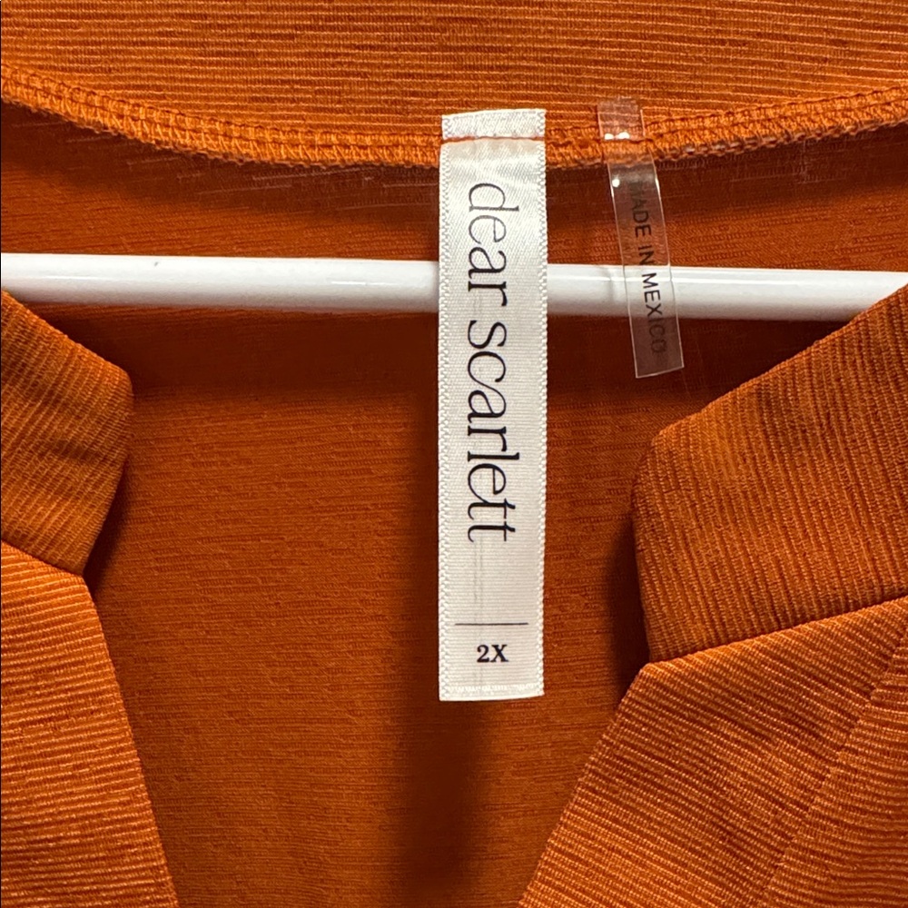 Rust Split-Neck Roll-Tab Tunic Top NWT - image 2